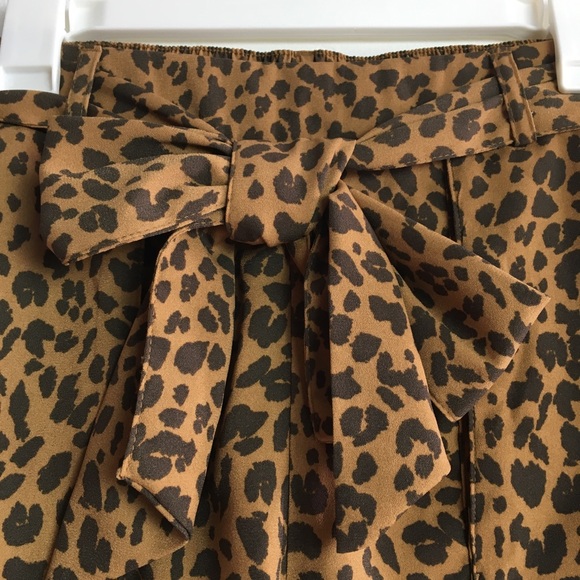 Leopard Shorts for women’s a New Day Size M high rise belted tie waist - Picture 4 of 13
